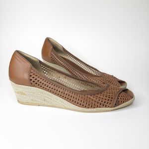 Meucci Peep Toe Laser Cut Wedge Heel Size 9